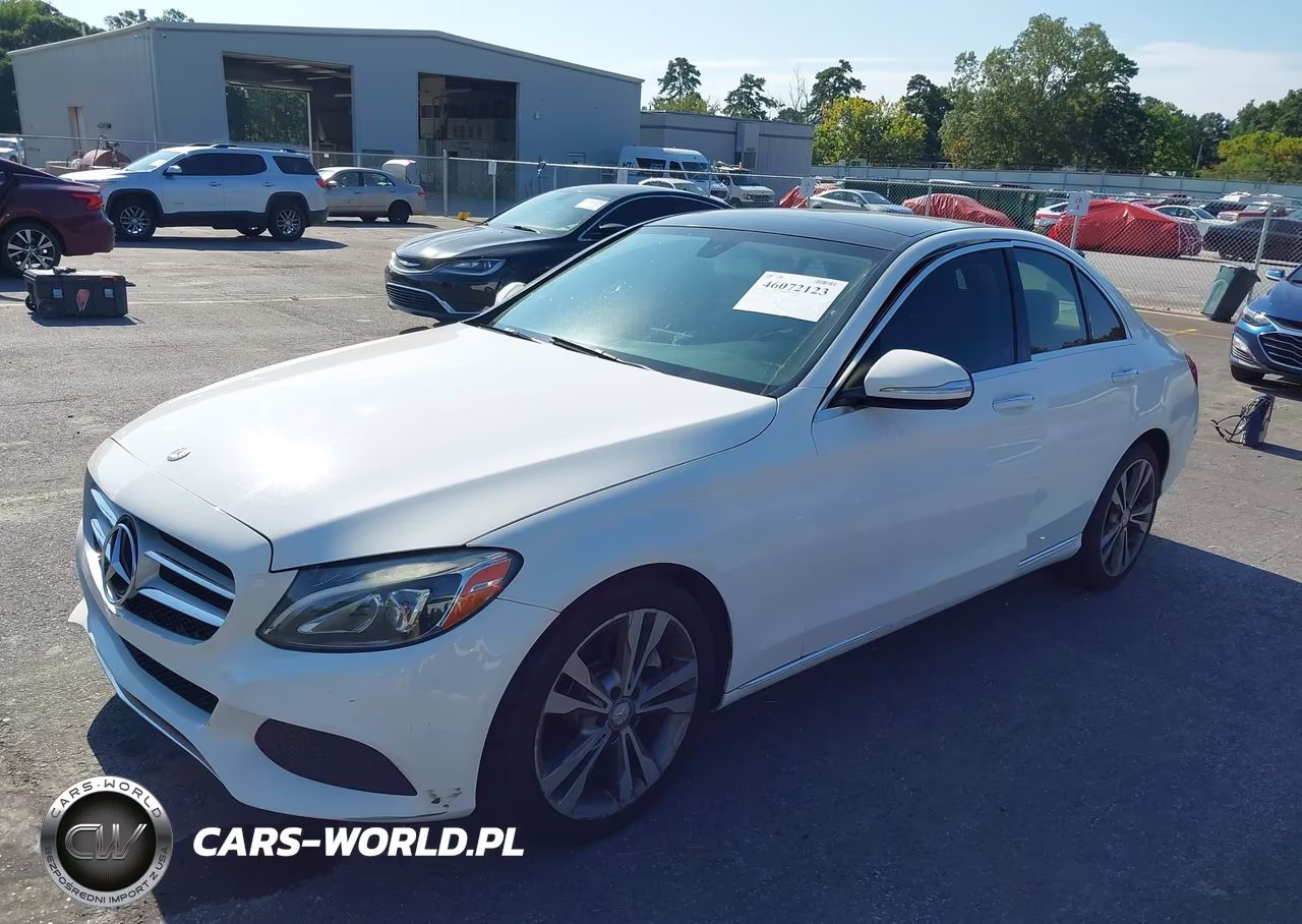 2015 Mercedes-Benz C 300 VIN:55SWF4JB4FU077897 - 2