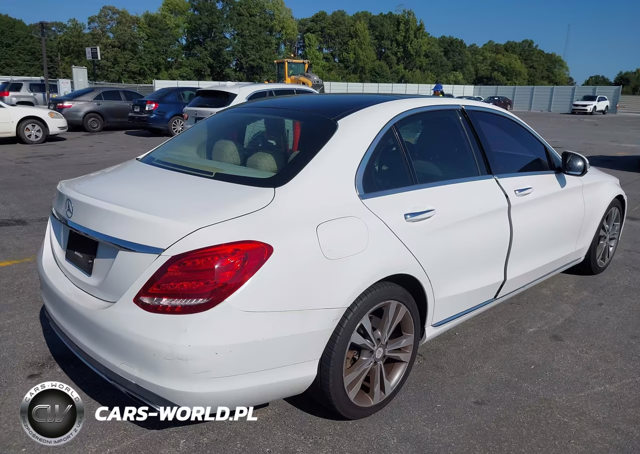 2015 Mercedes-Benz C 300 VIN:55SWF4JB4FU077897 - 4