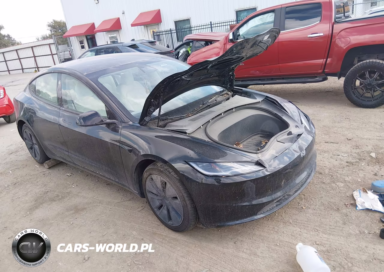 2025 Tesla Model 3 Long Range Rear-Wheel Drive-Standard Rear-Wheel Drive – zdjęcie 1 z 20