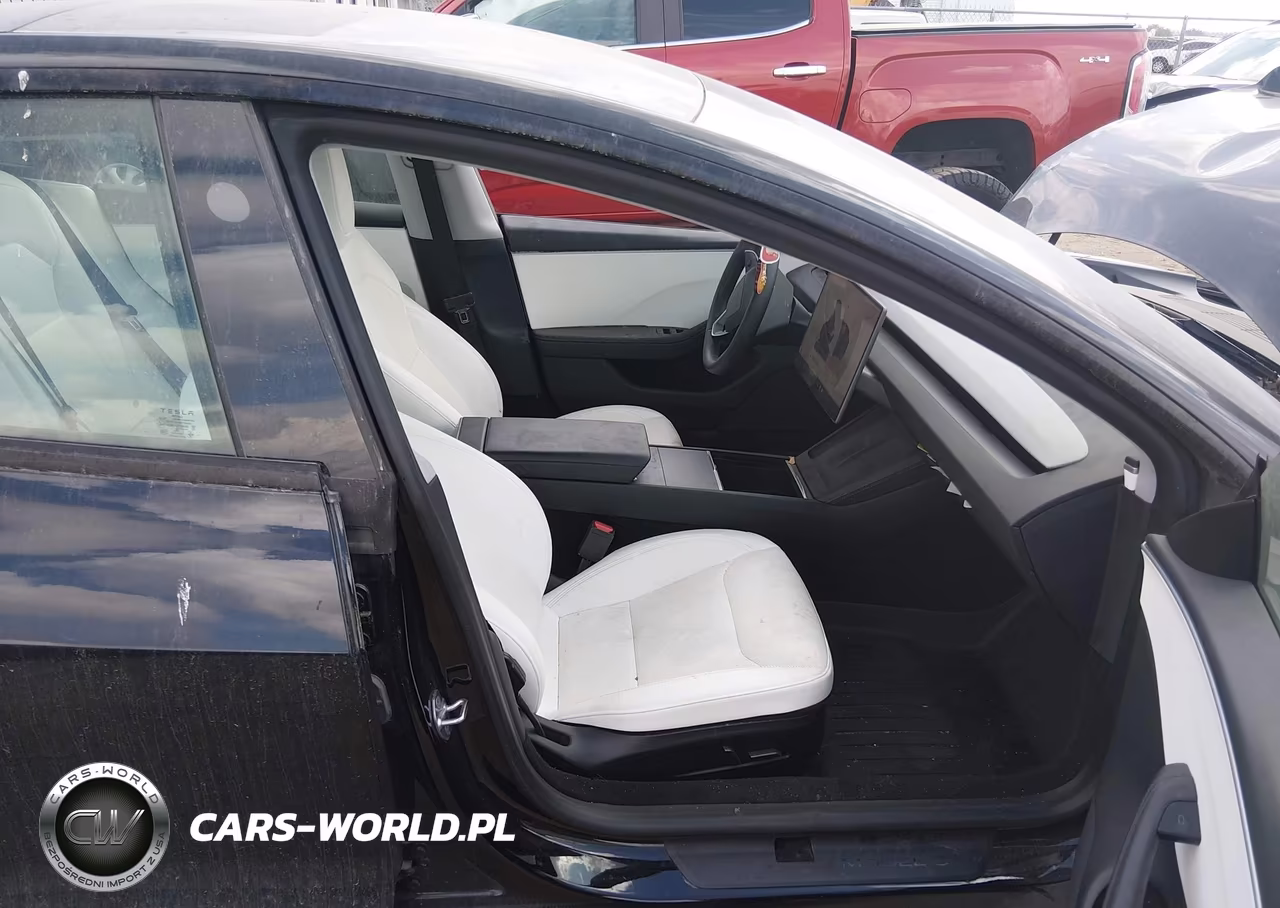 2025 Tesla Model 3 Long Range Rear-Wheel Drive-Standard Rear-Wheel Drive VIN:5YJ3E1EA0SF917160 - 5