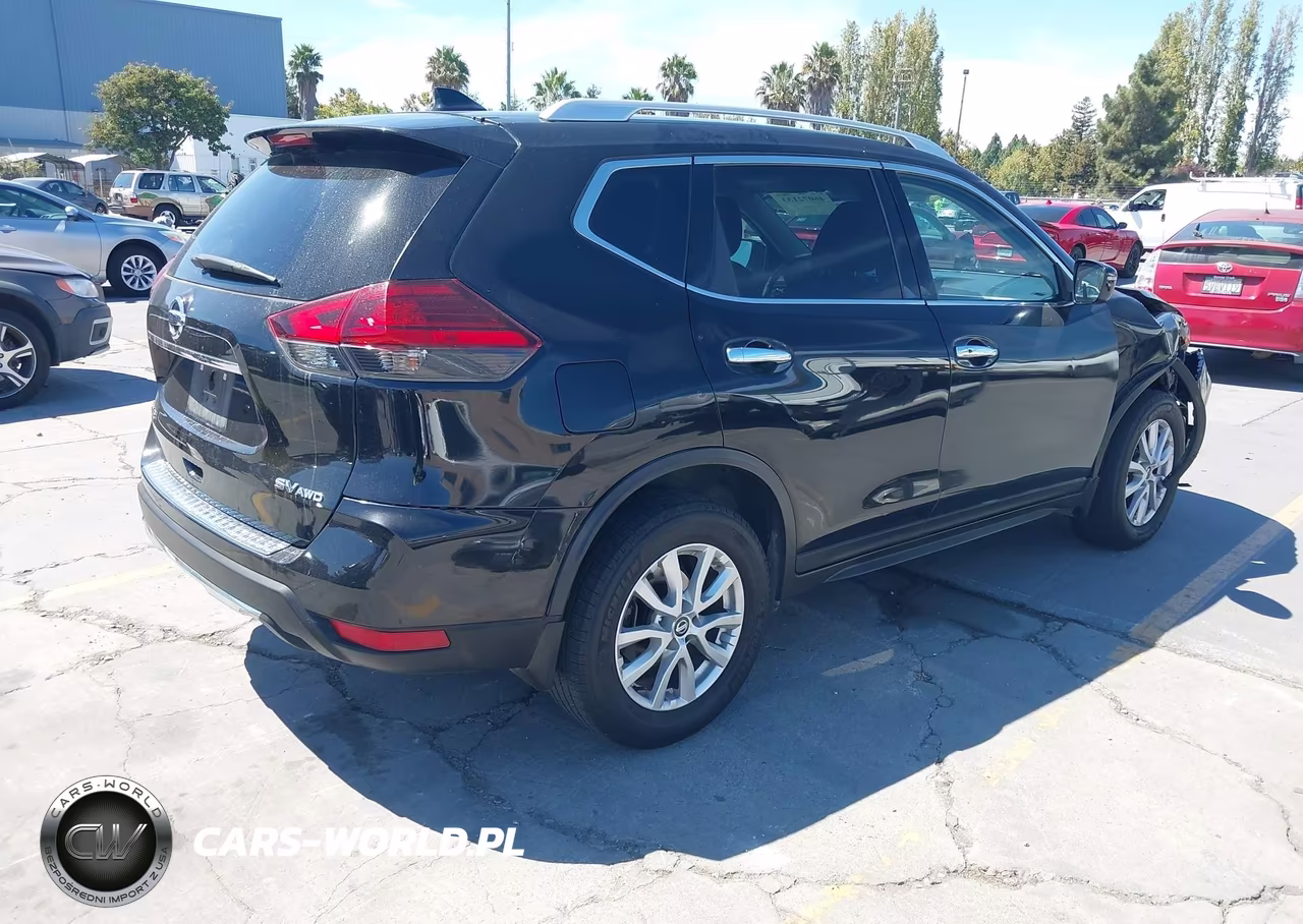 2017 Nissan Rogue Sv VIN:KNMAT2MV6HP602255 - 4