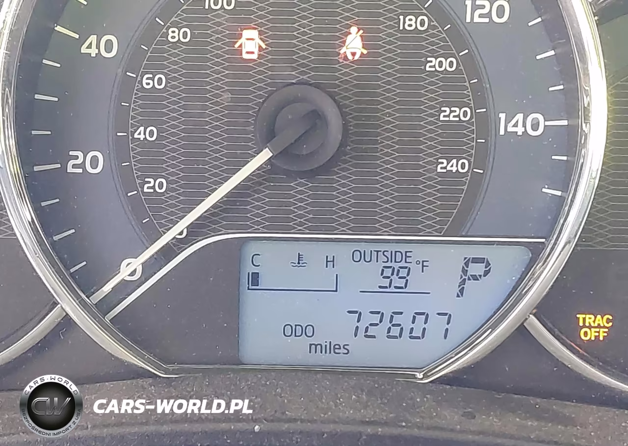 2016 Toyota Corolla Le VIN:5YFBURHE4GP542333 - 15