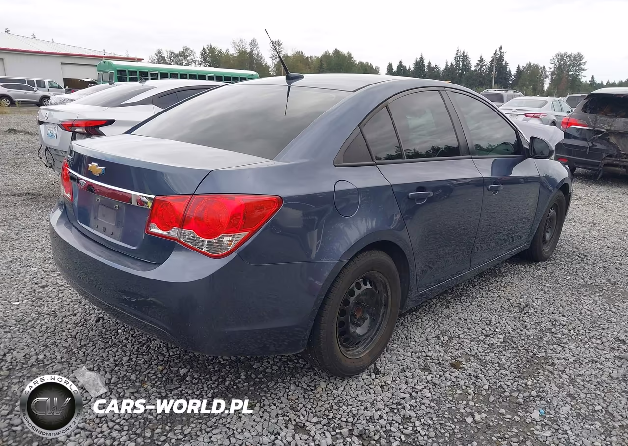 2014 Chevrolet Cruze Ls Auto VIN:1G1PA5SGXE7454492 - 4