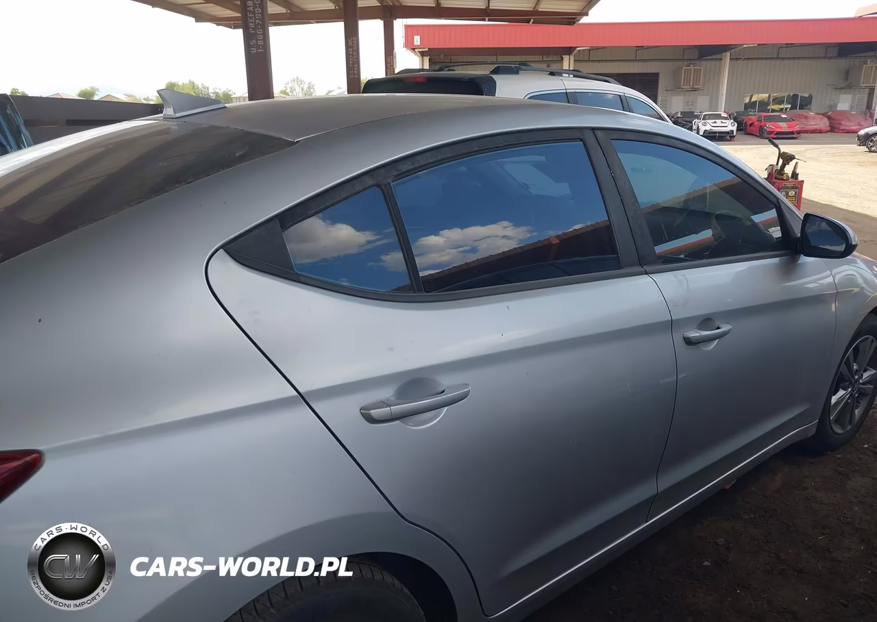 2018 Hyundai Elantra Sel VIN:5NPD84LF8JH248034 - 13
