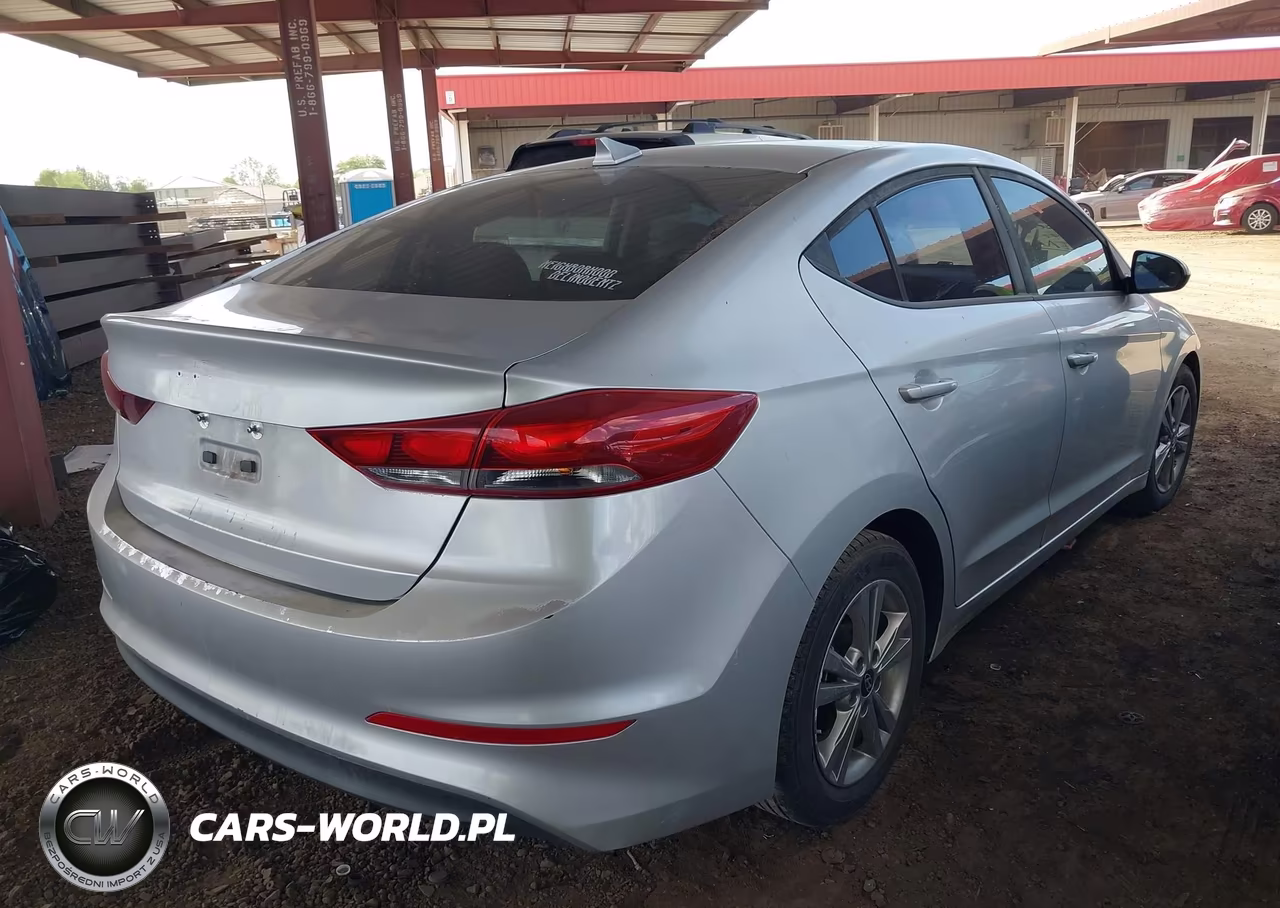 2018 Hyundai Elantra Sel VIN:5NPD84LF8JH248034 - 4