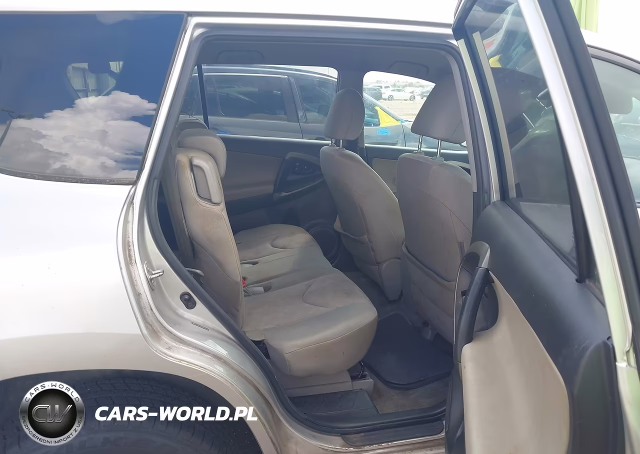 2011 Toyota Rav4 VIN:2T3BF4DV3BW102136 - 8