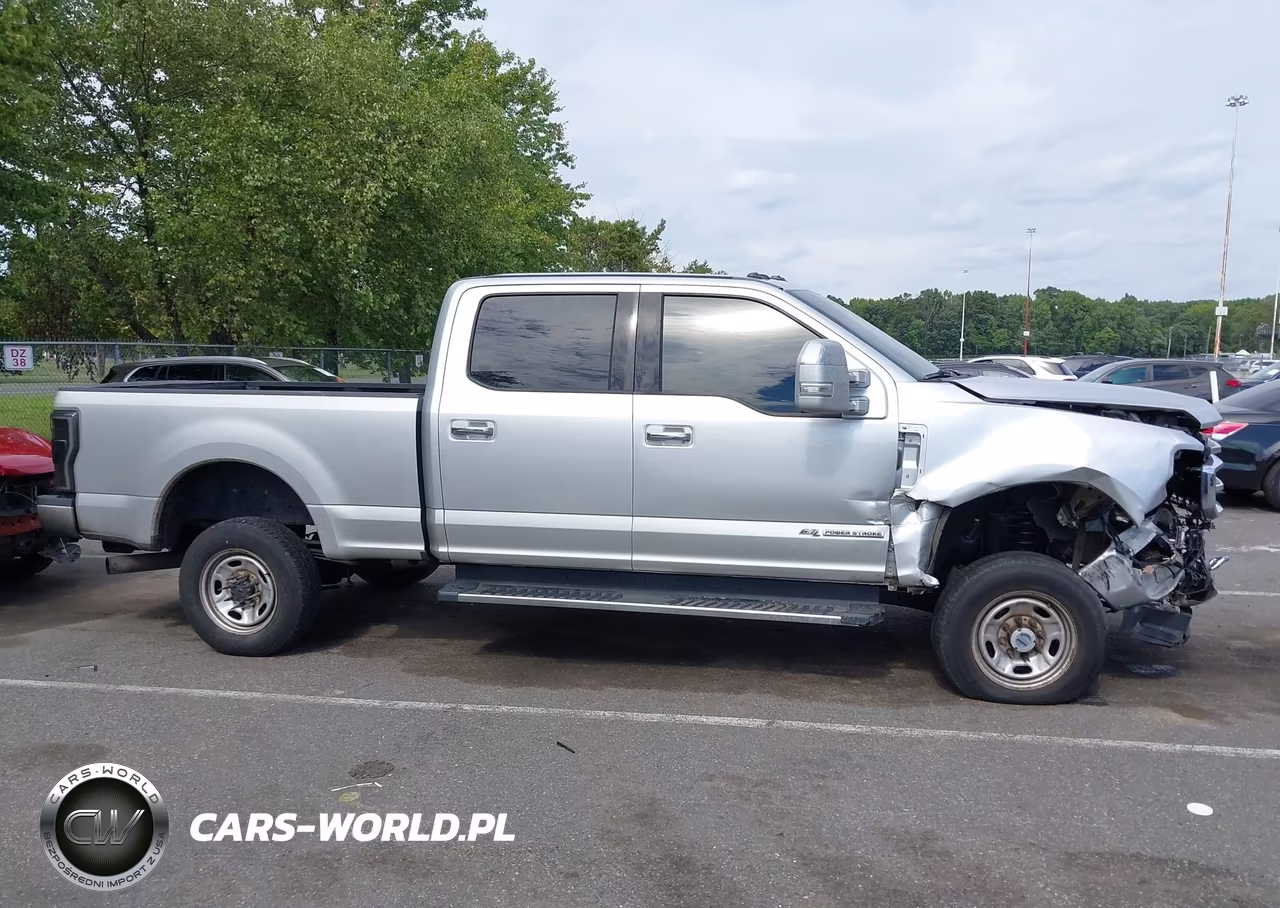 2017 Ford F-250 Xlt VIN:1FT7W2BT2HEF43929 - 13