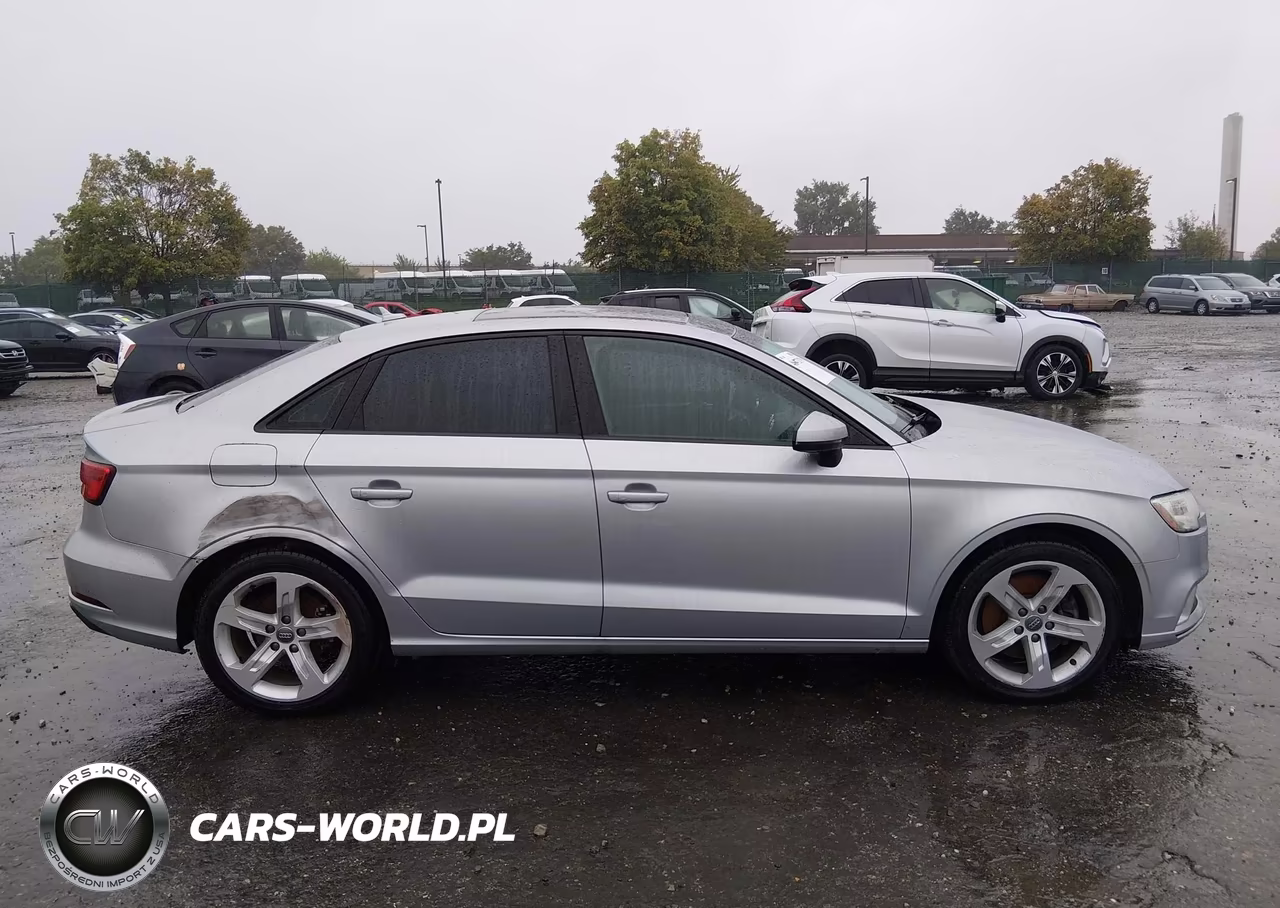 2018 Audi A3 2.0T Premium-2.0T Tech Premium VIN:WAUAUGFF6J1036362 - 13