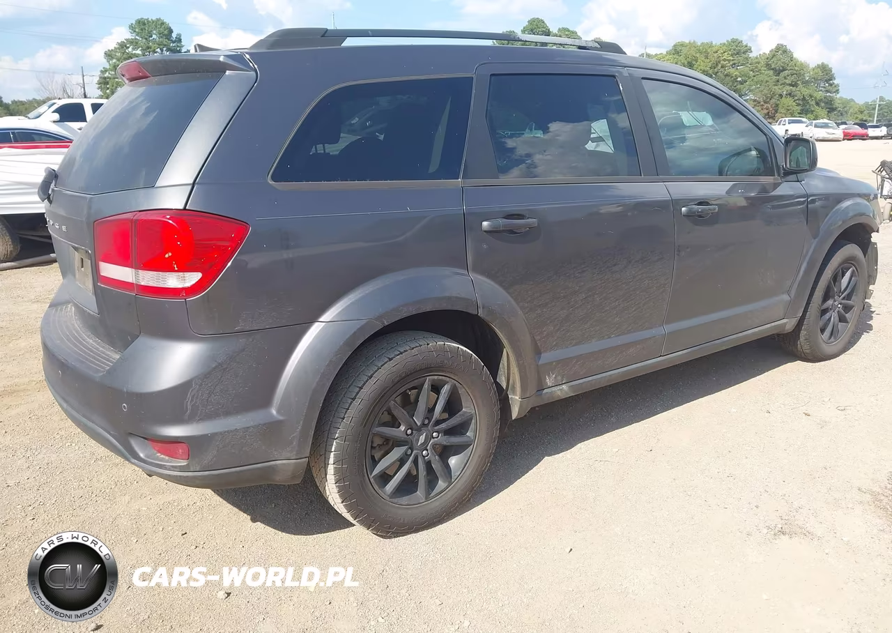 2019 Dodge Journey Se VIN:3C4PDCBB2KT870177 - 4
