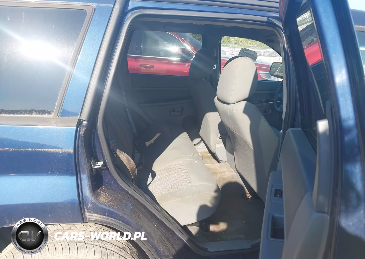 2006 Jeep Grand Cherokee Laredo VIN:1J4GR48K56C109671 - 8