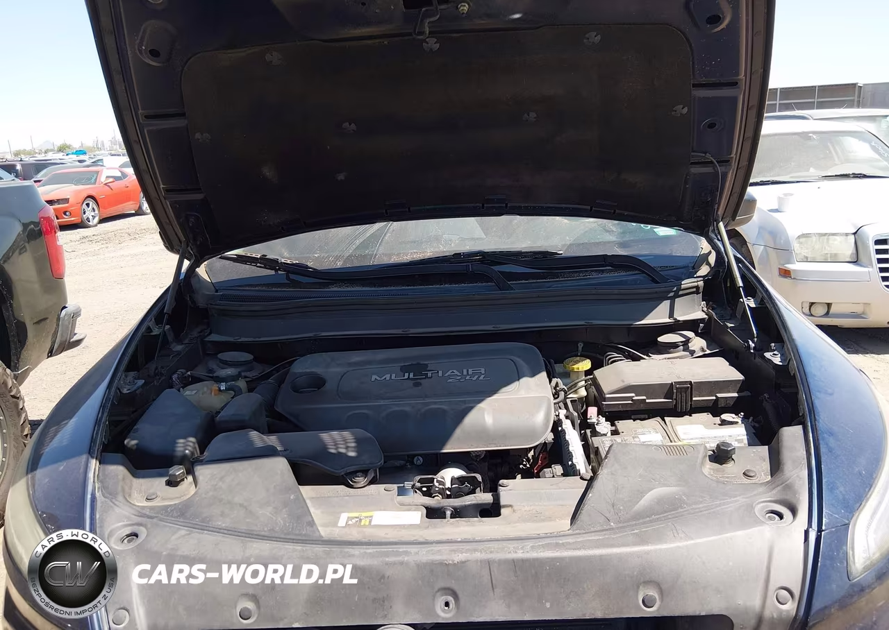 2015 Jeep Cherokee Sport VIN:1C4PJLAB0FW712527 - 10