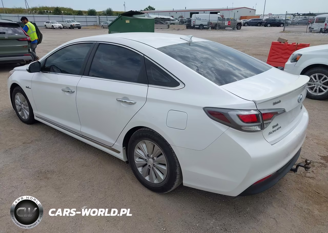2016 Hyundai Sonata Hybrid Se VIN:KMHE24L15GA010891 - 3