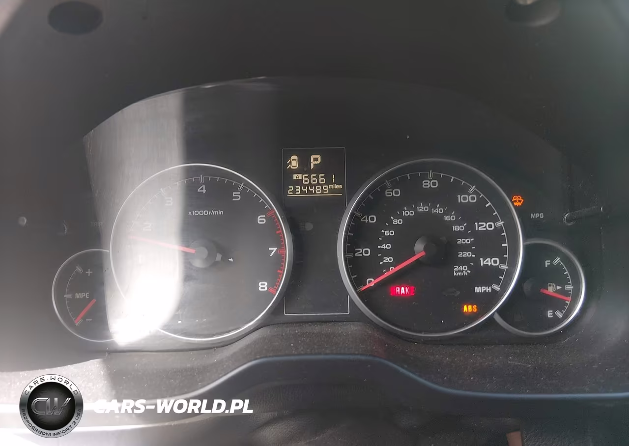 2013 Subaru Outback 2.5I Premium VIN:4S4BRBBC5D3270214 - 7