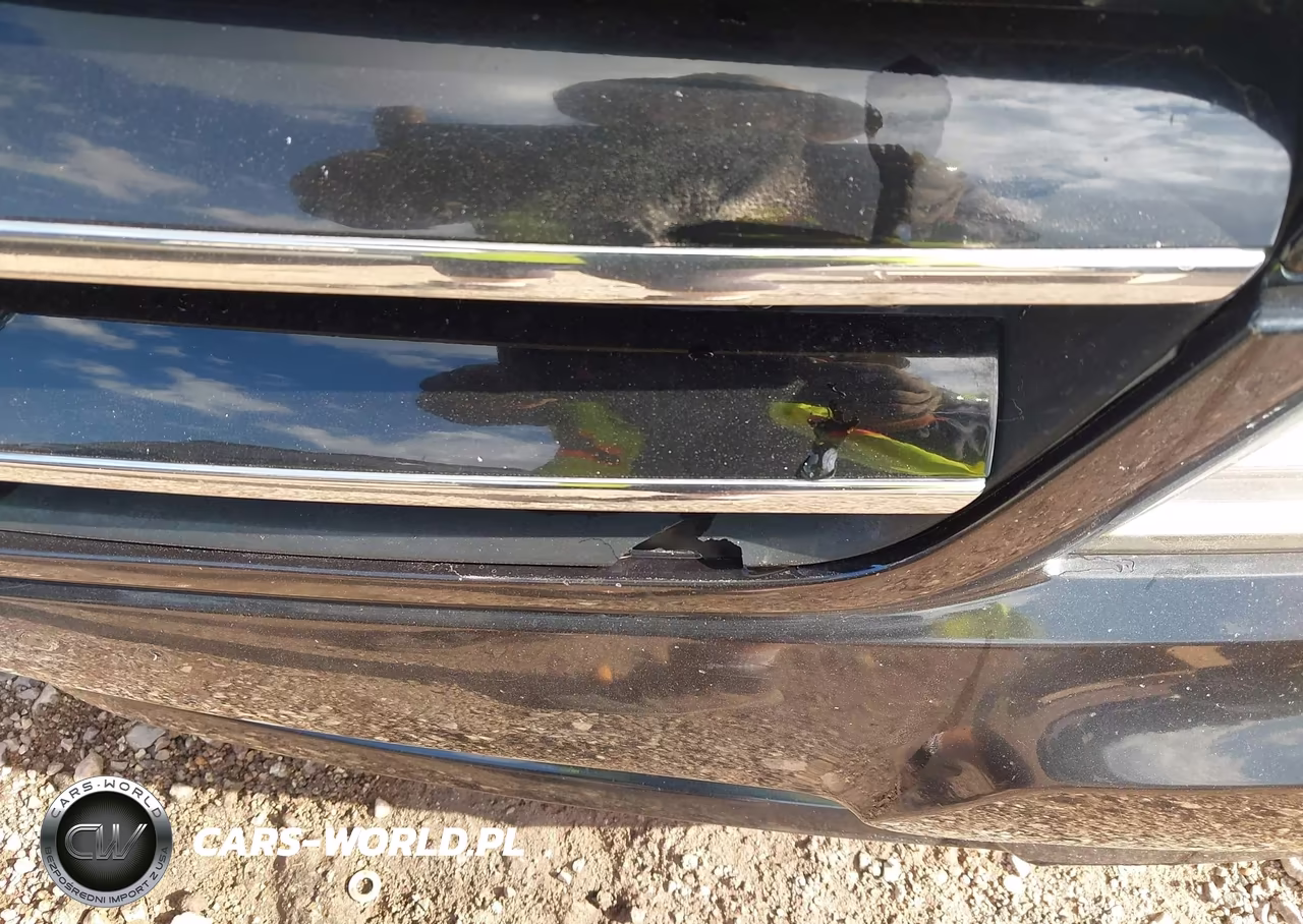 2012 Mercedes-Benz C 250 VIN:WDDGJ4HB3CF748709 - 6
