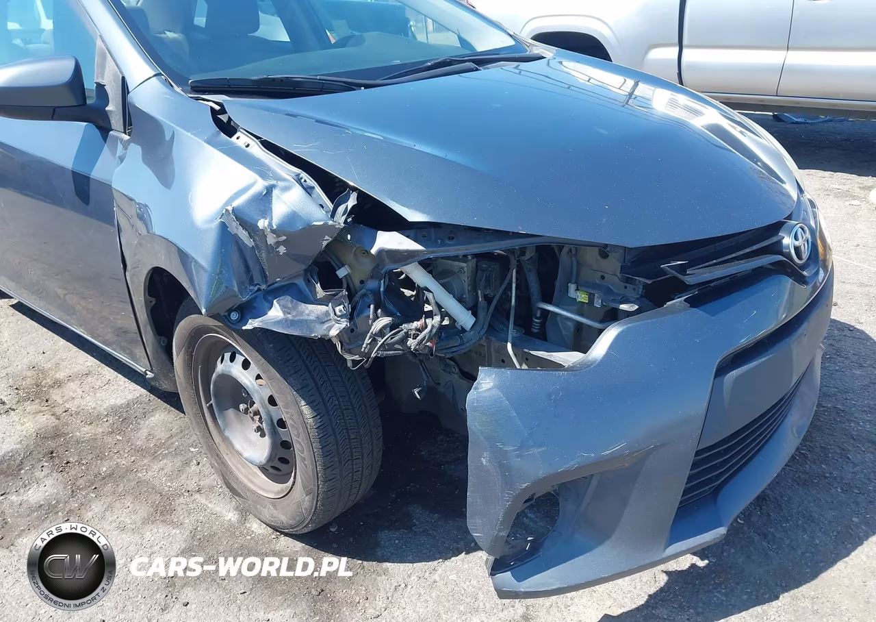 2015 Toyota Corolla L VIN:5YFBURHE0FP305210 - 6