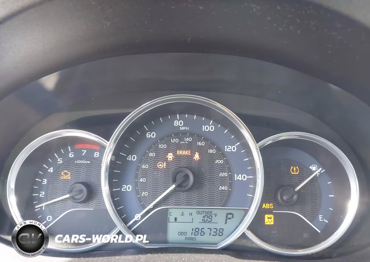2015 Toyota Corolla L VIN:5YFBURHE0FP305210 - 7