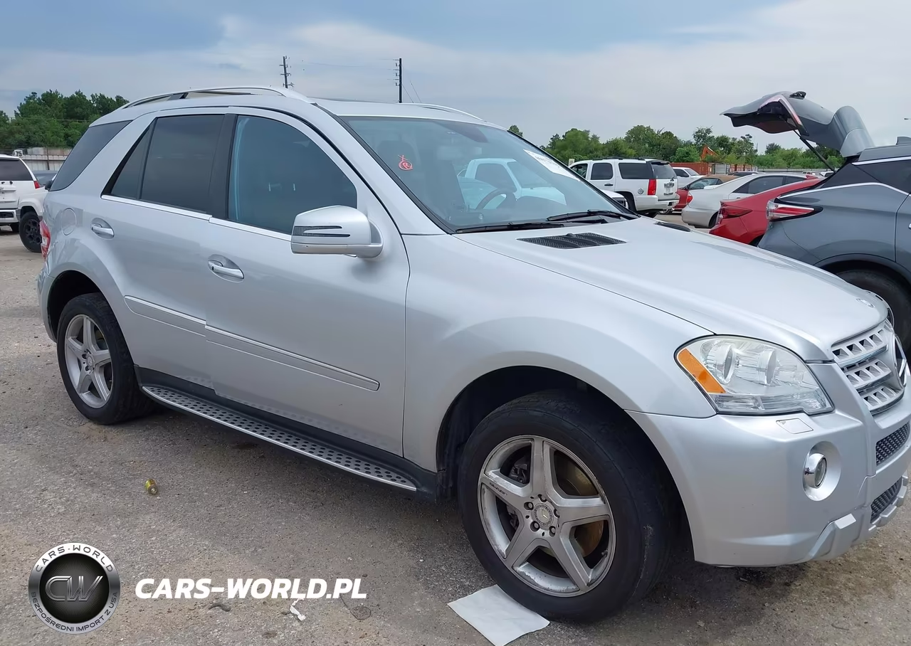 2011 Mercedes-Benz Ml 550 4Matic VIN:4JGBB7CB2BA653091 - 1