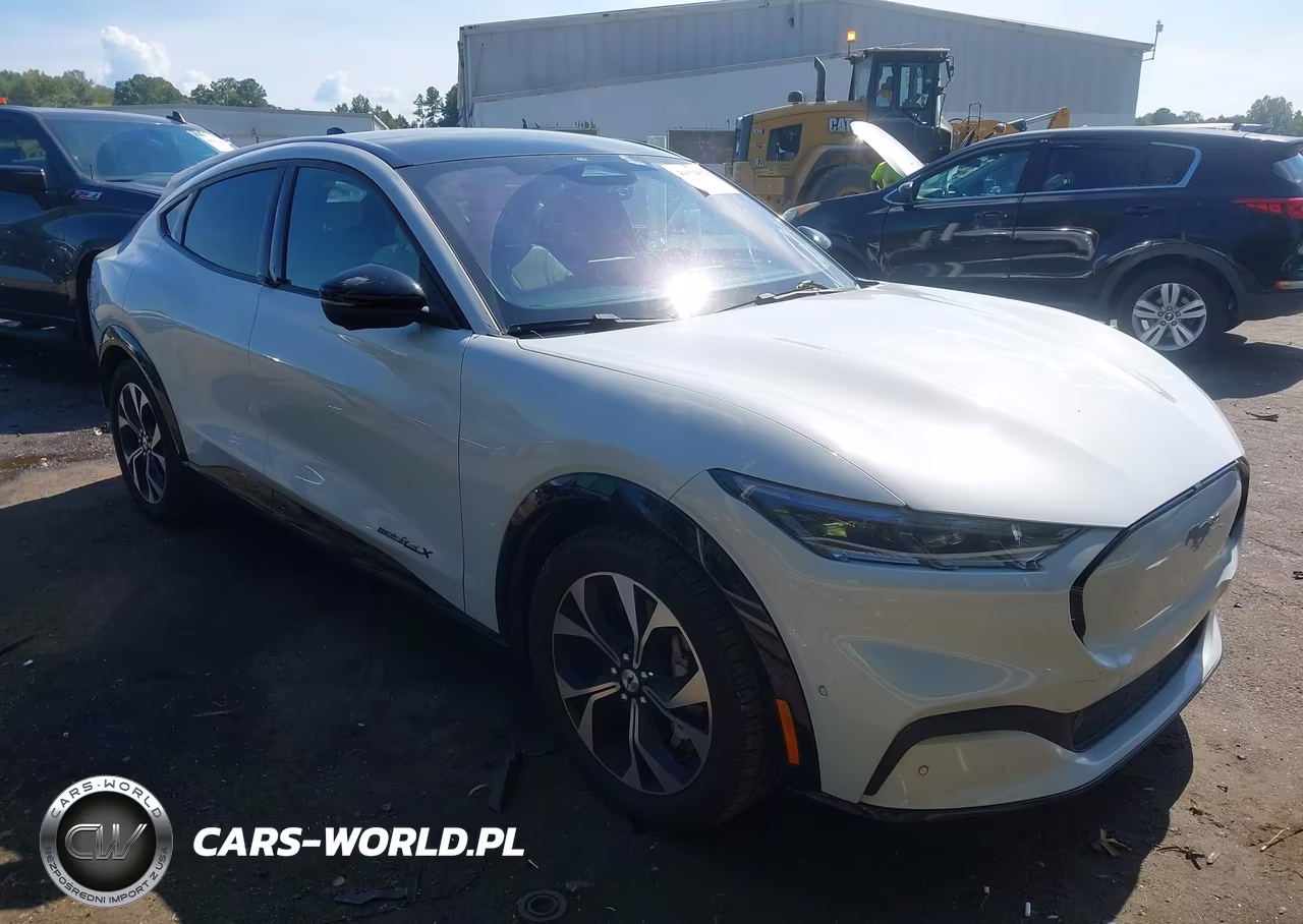 2021 Ford Mustang Mach-E Premium – zdjęcie 1 z 18