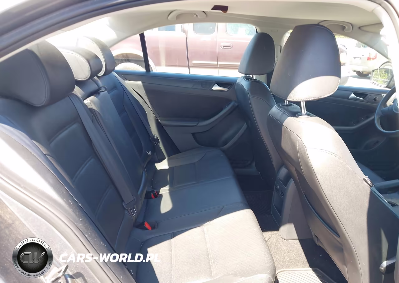 2014 Volkswagen Jetta 1.8T Se VIN:3VWD17AJ3EM268170 - 8