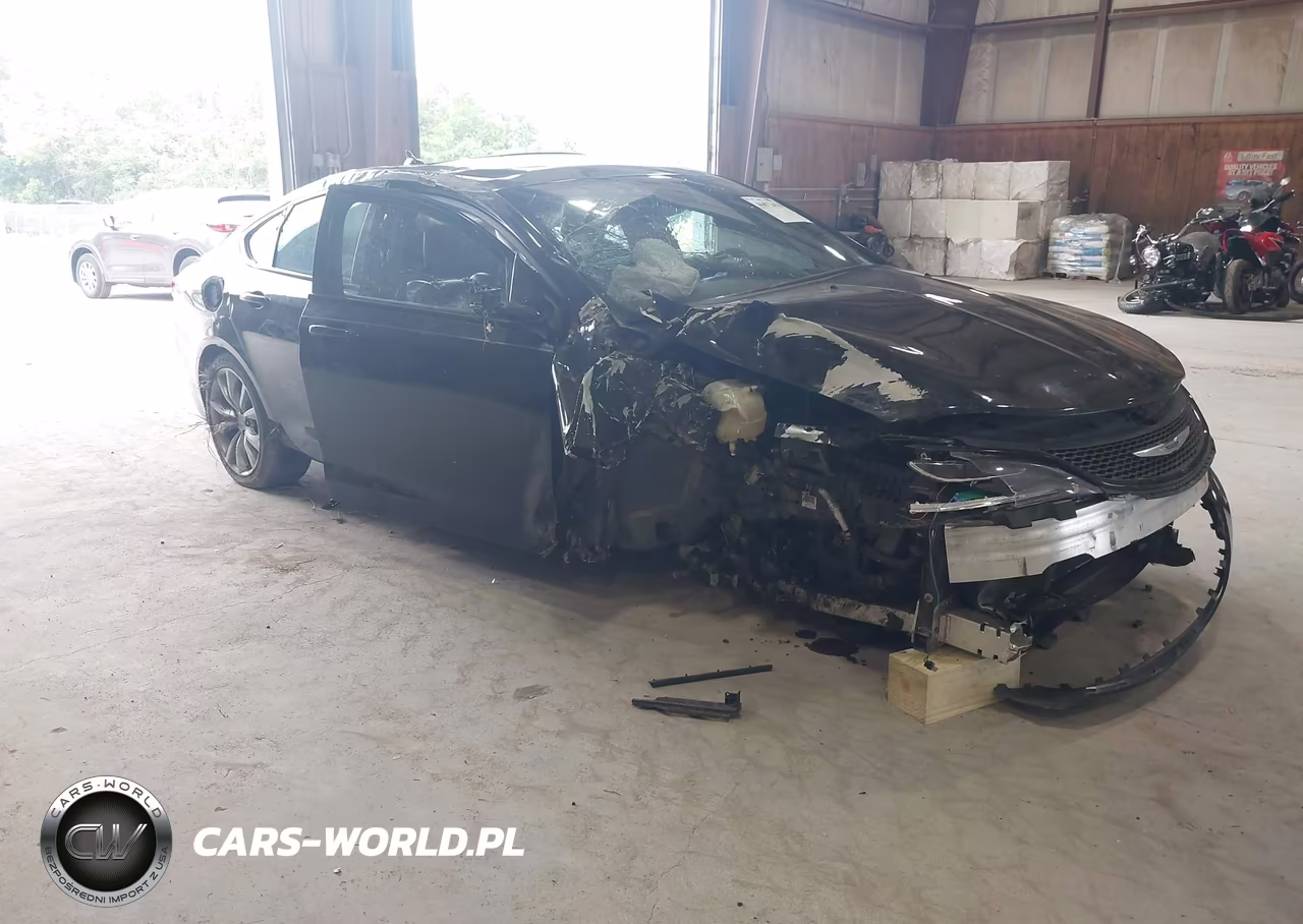 2016 Chrysler 200 S – zdjęcie 1 z 16