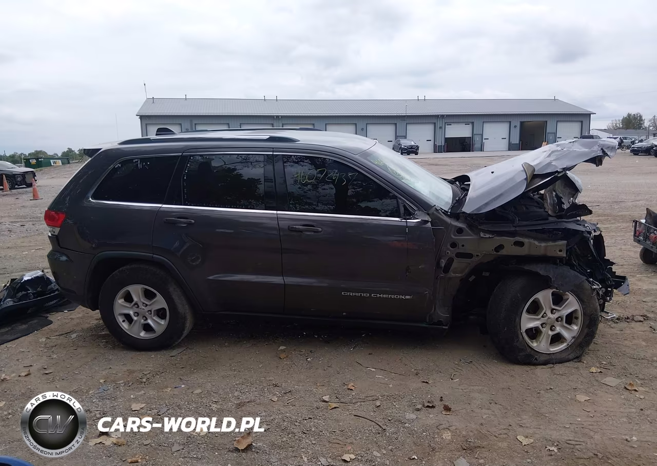 2016 Jeep Grand Cherokee Laredo VIN:1C4RJFAG3GC336947 - 14
