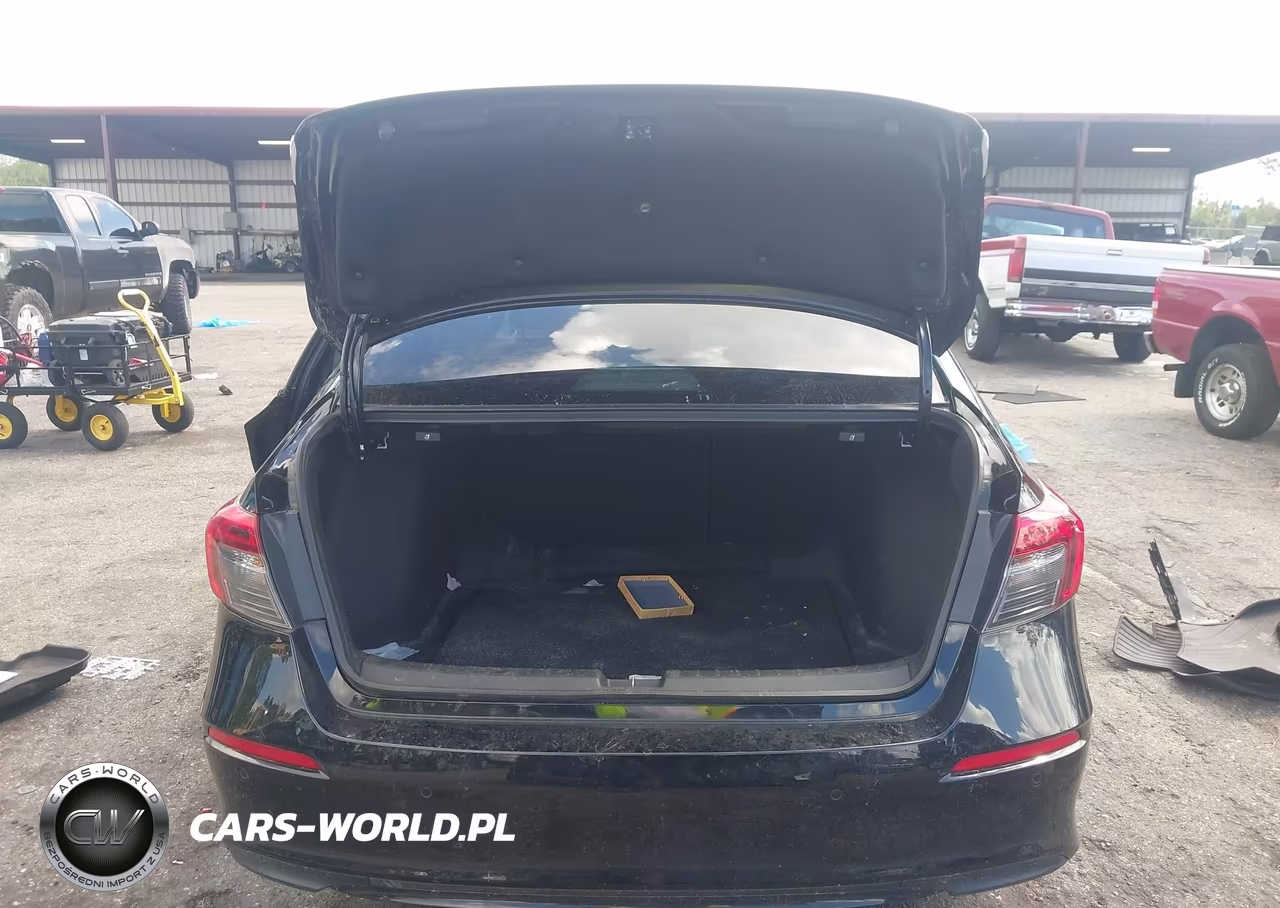 2023 Honda Civic Touring VIN:2HGFE1F90PH312026 - 16