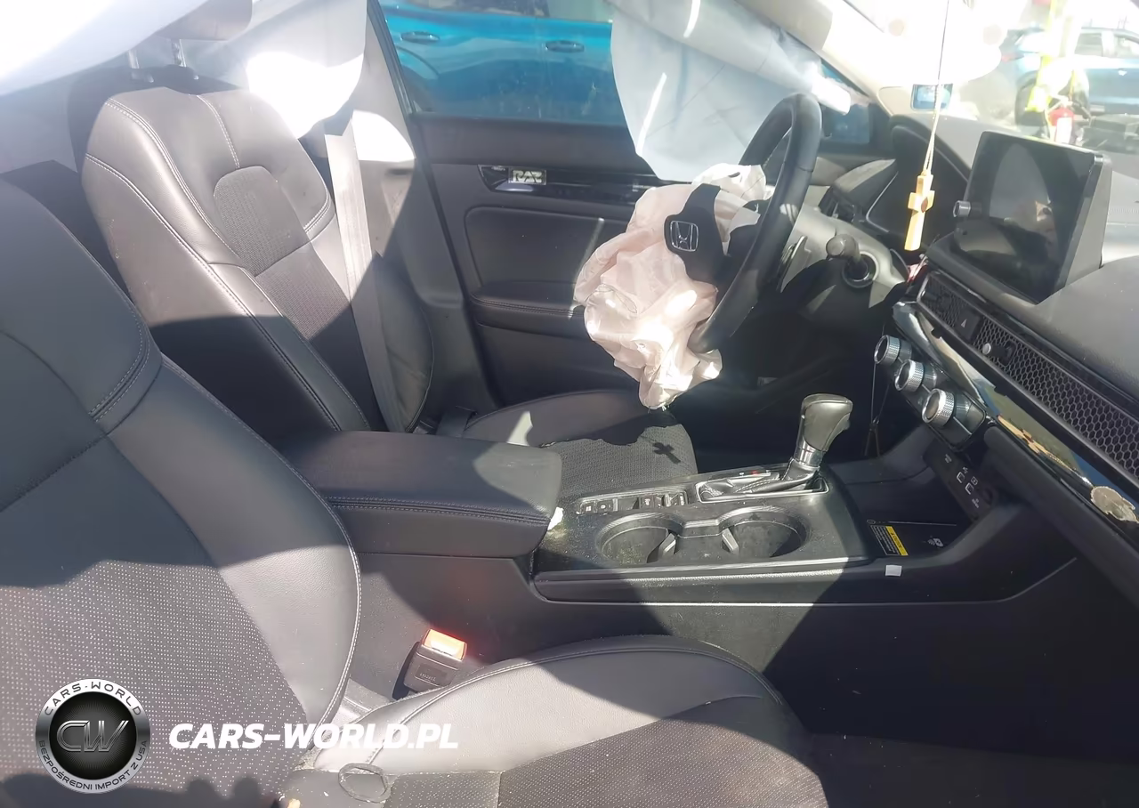 2023 Honda Civic Touring VIN:2HGFE1F90PH312026 - 5