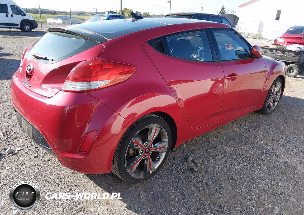 2017 Hyundai Veloster Value Edition VIN:KMHTC6AD3HU322091 - 4