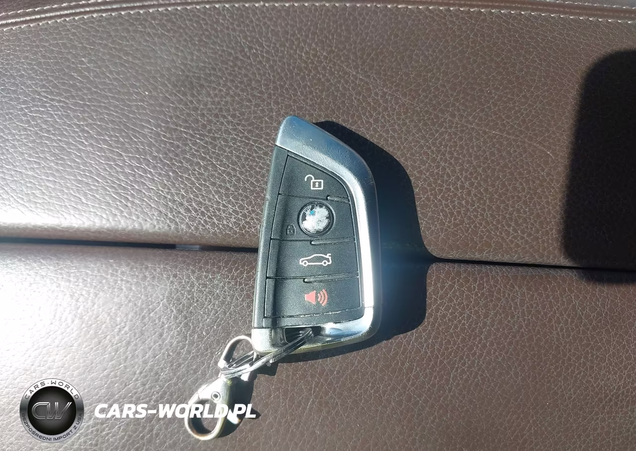 2015 BMW X5 xDrive35I VIN:5UXKR0C56F0P16494 - 11