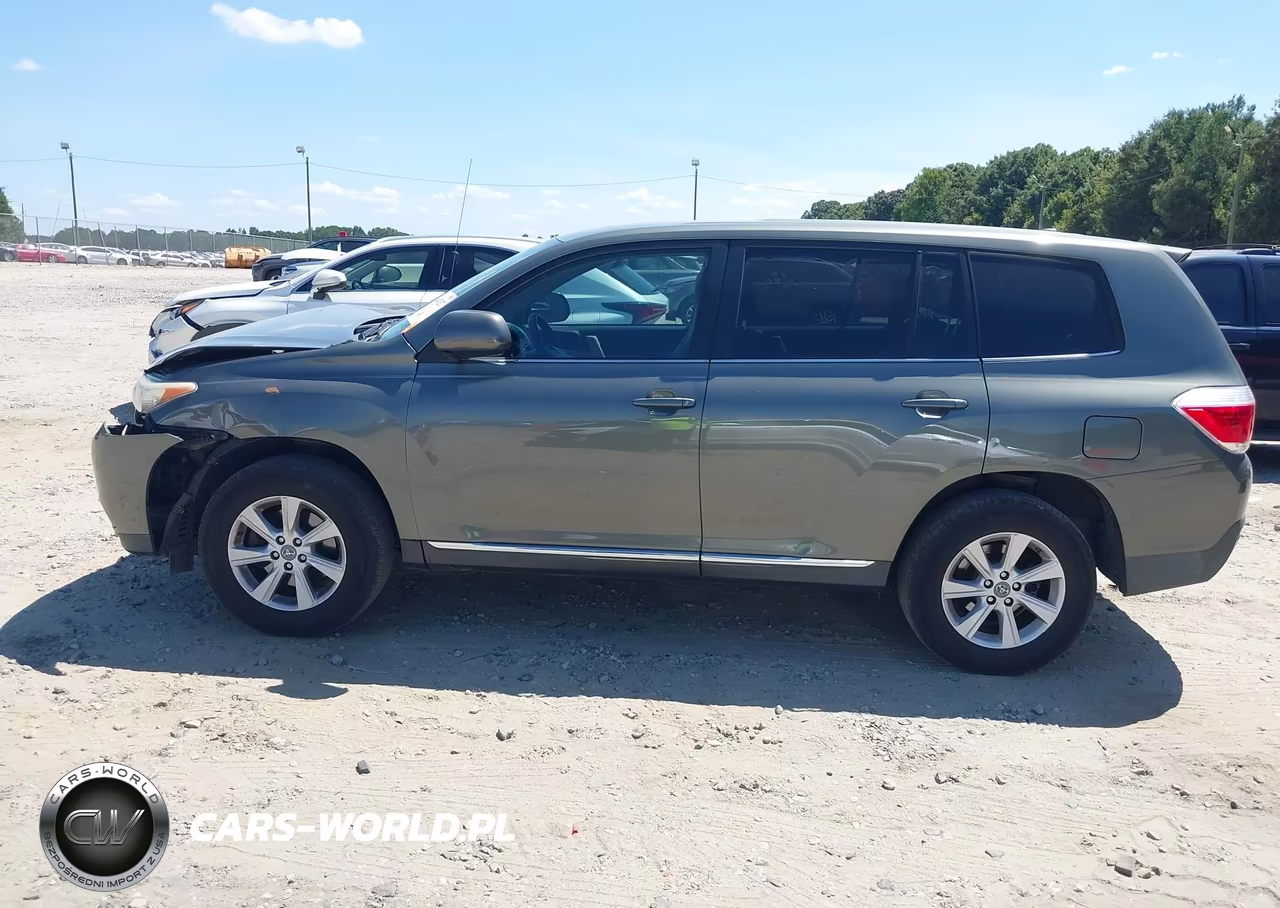 2011 Toyota Highlander Base V6 VIN:5TDZK3EH0BS037700 - 14