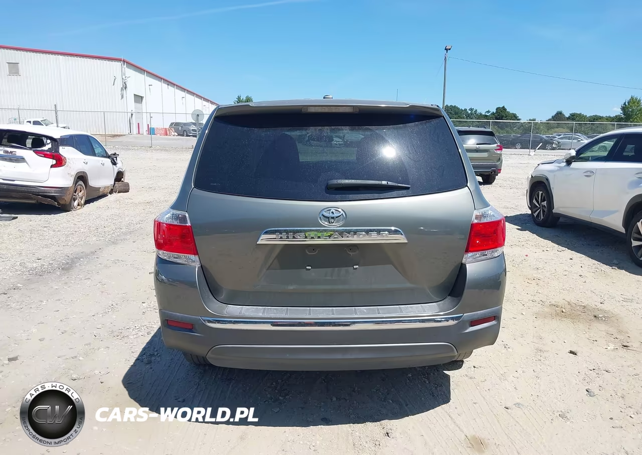 2011 Toyota Highlander Base V6 VIN:5TDZK3EH0BS037700 - 16