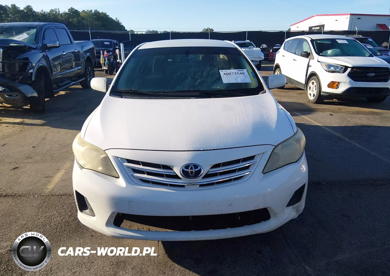 2013 Toyota Corolla Le VIN:JTDBU4EE4DJ118531 - 13