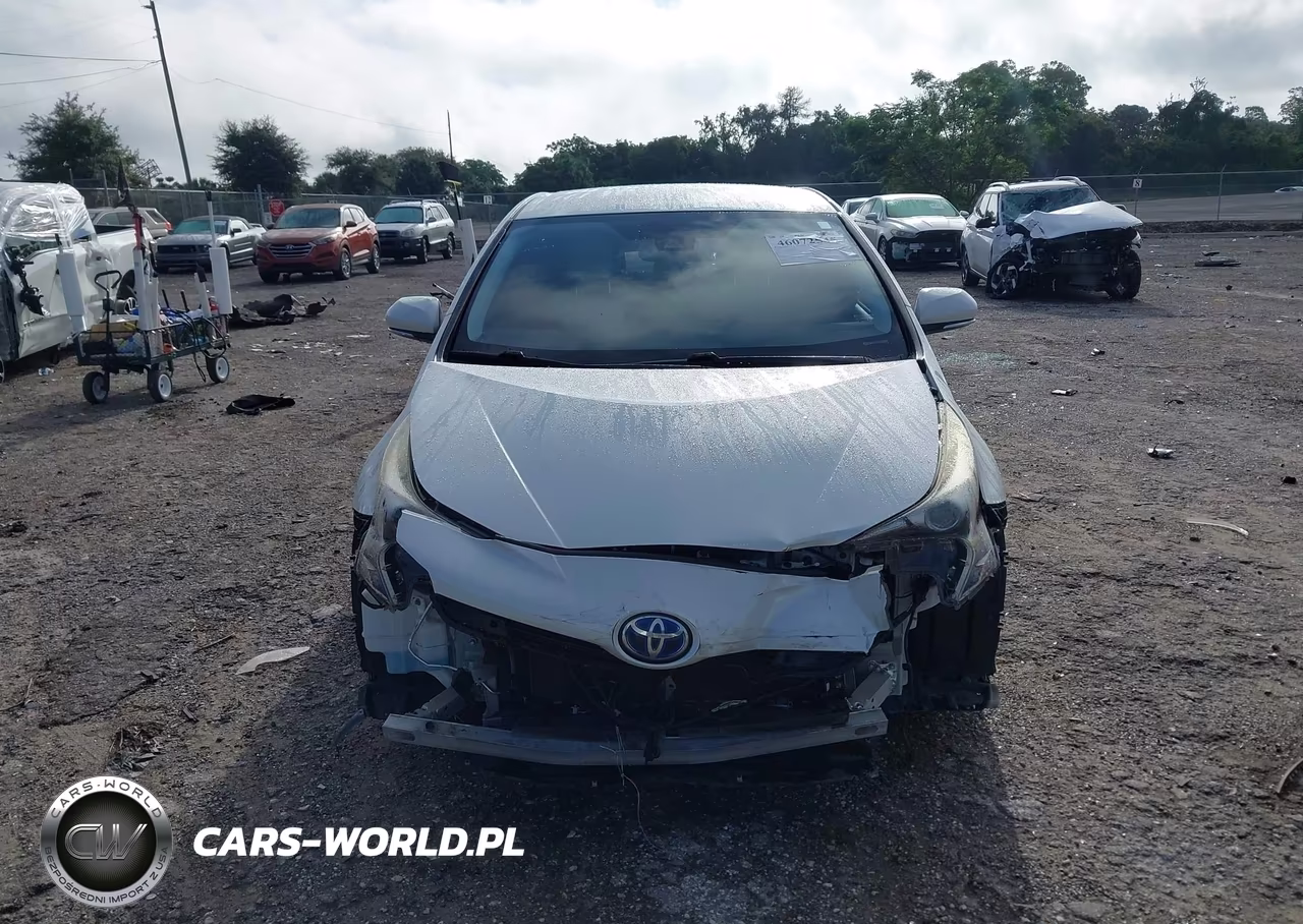 2017 Toyota Prius Four VIN:JTDKARFU8H3054144 - 13