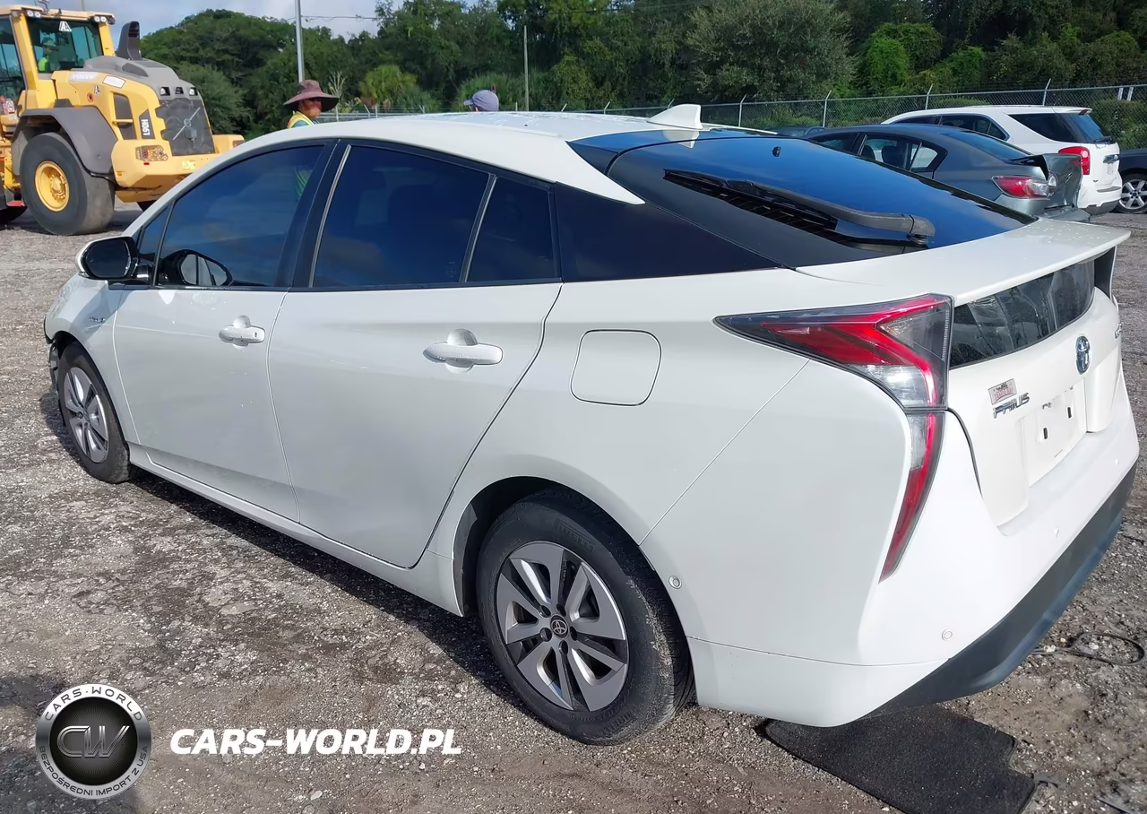 2017 Toyota Prius Four VIN:JTDKARFU8H3054144 - 3