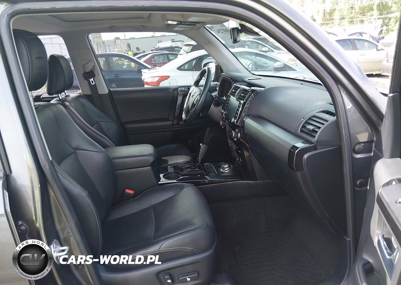 2020 Toyota 4Runner Nightshade Special Edition VIN:JTEBU5JR2L5808120 - 5