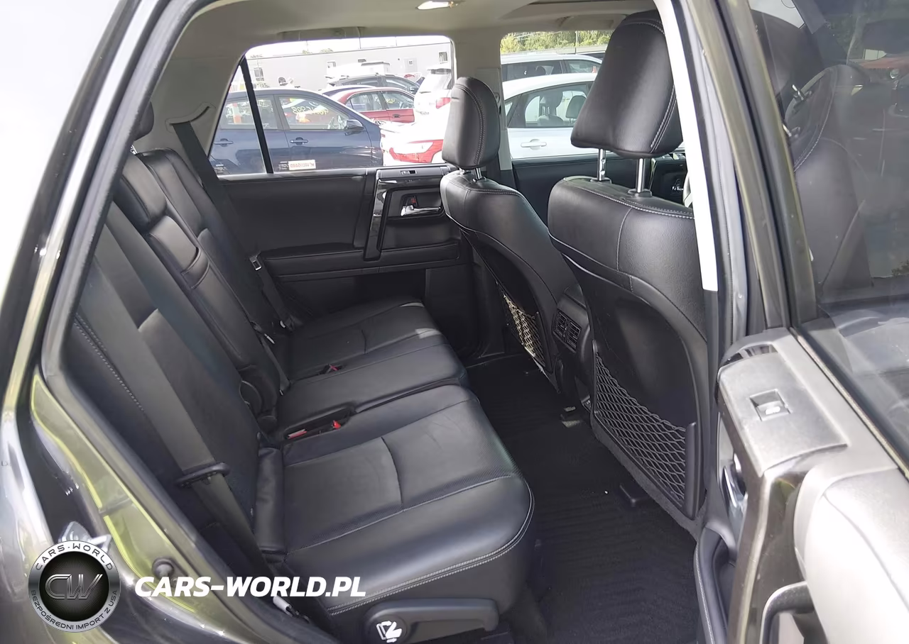 2020 Toyota 4Runner Nightshade Special Edition VIN:JTEBU5JR2L5808120 - 8