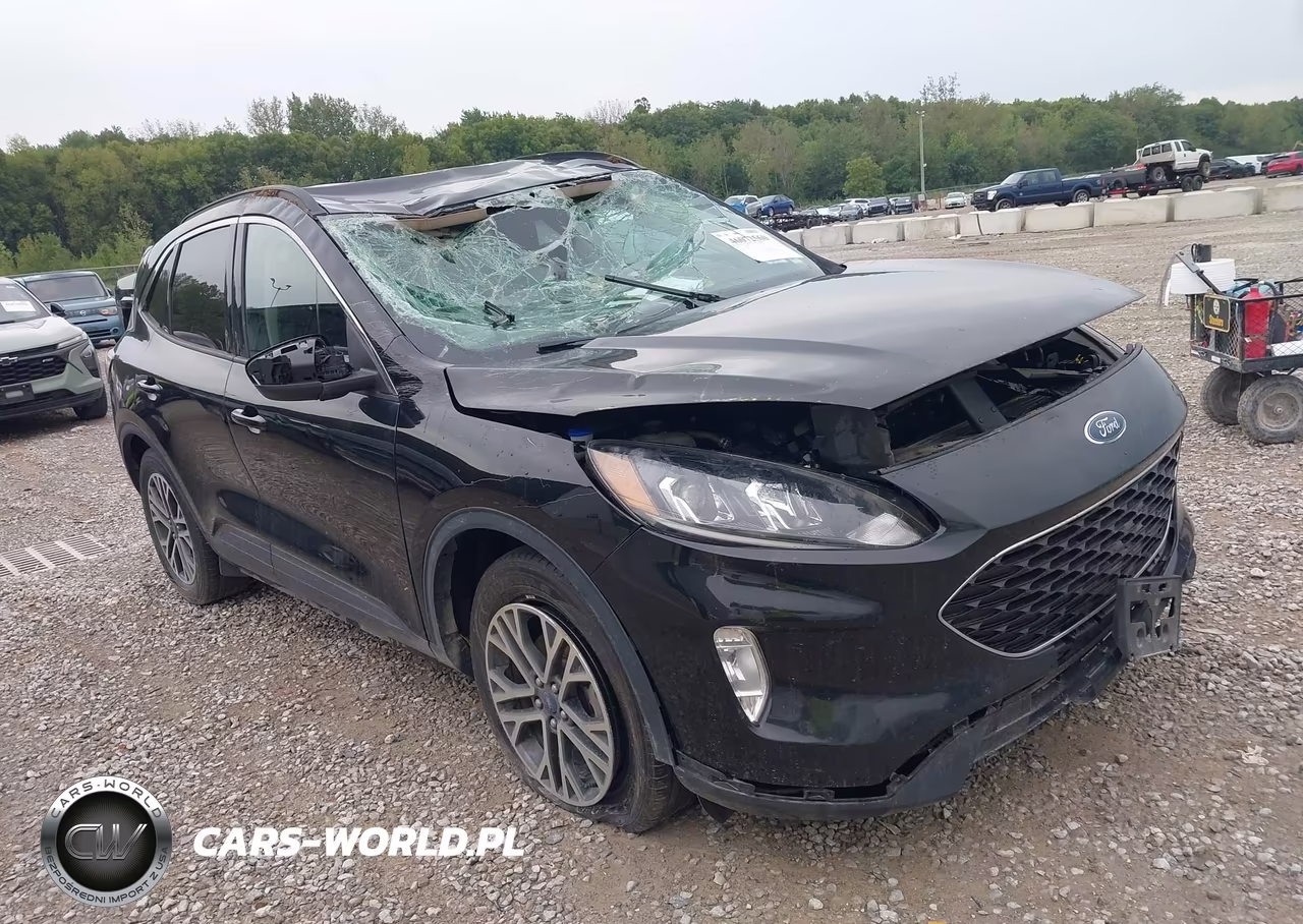 2020 Ford Escape Sel