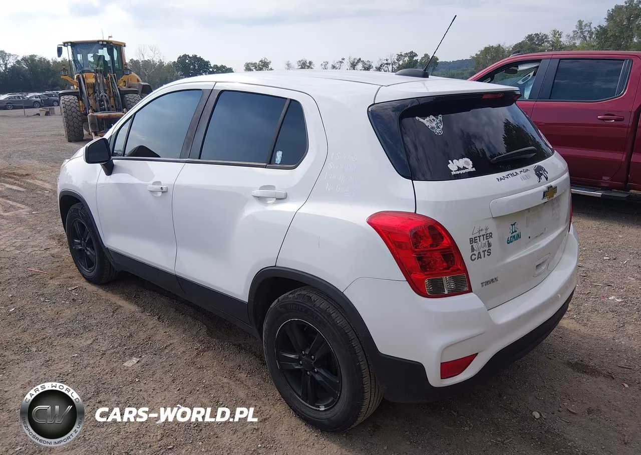 2020 Chevrolet Trax Fwd Ls VIN:KL7CJKSB2LB327607 - 3