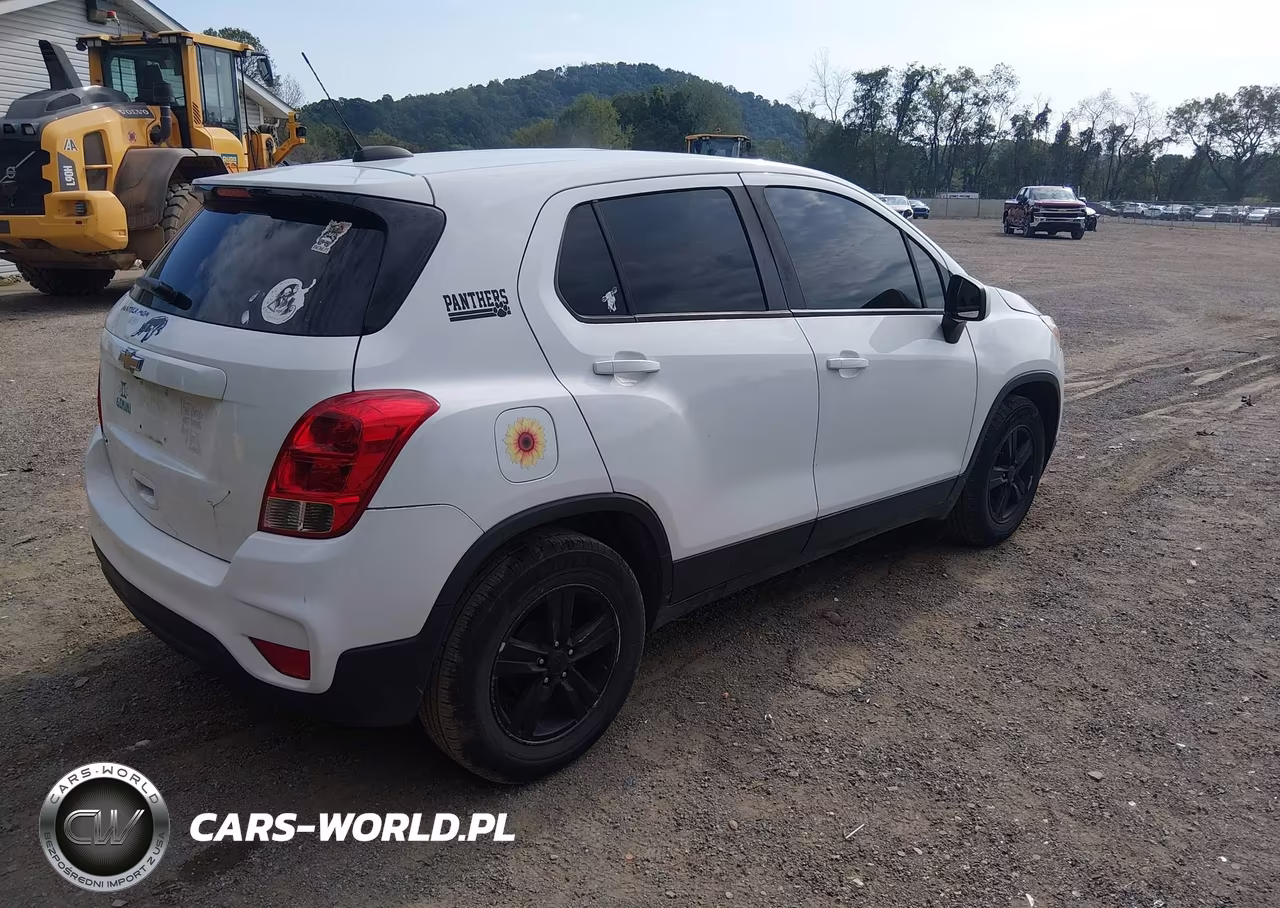 2020 Chevrolet Trax Fwd Ls VIN:KL7CJKSB2LB327607 - 4