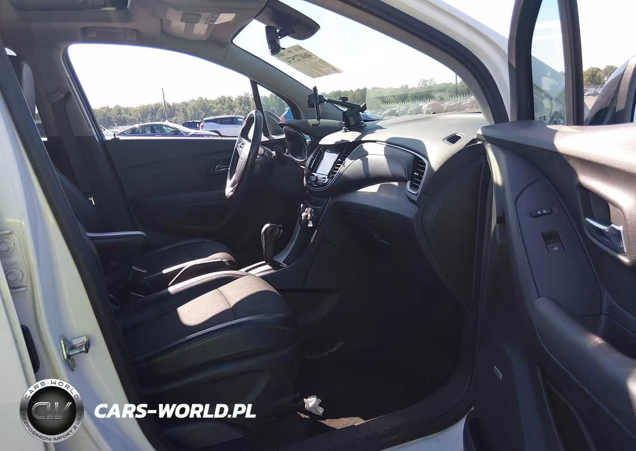 2019 Chevrolet Trax Lt VIN:3GNCJPSB3KL331640 - 5