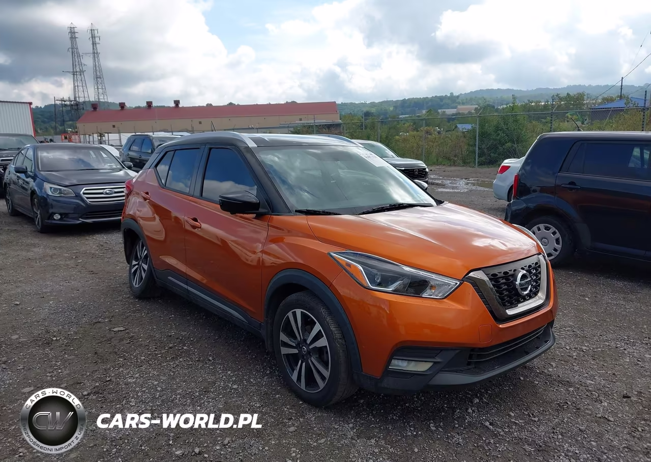 2019 Nissan Kicks Sr