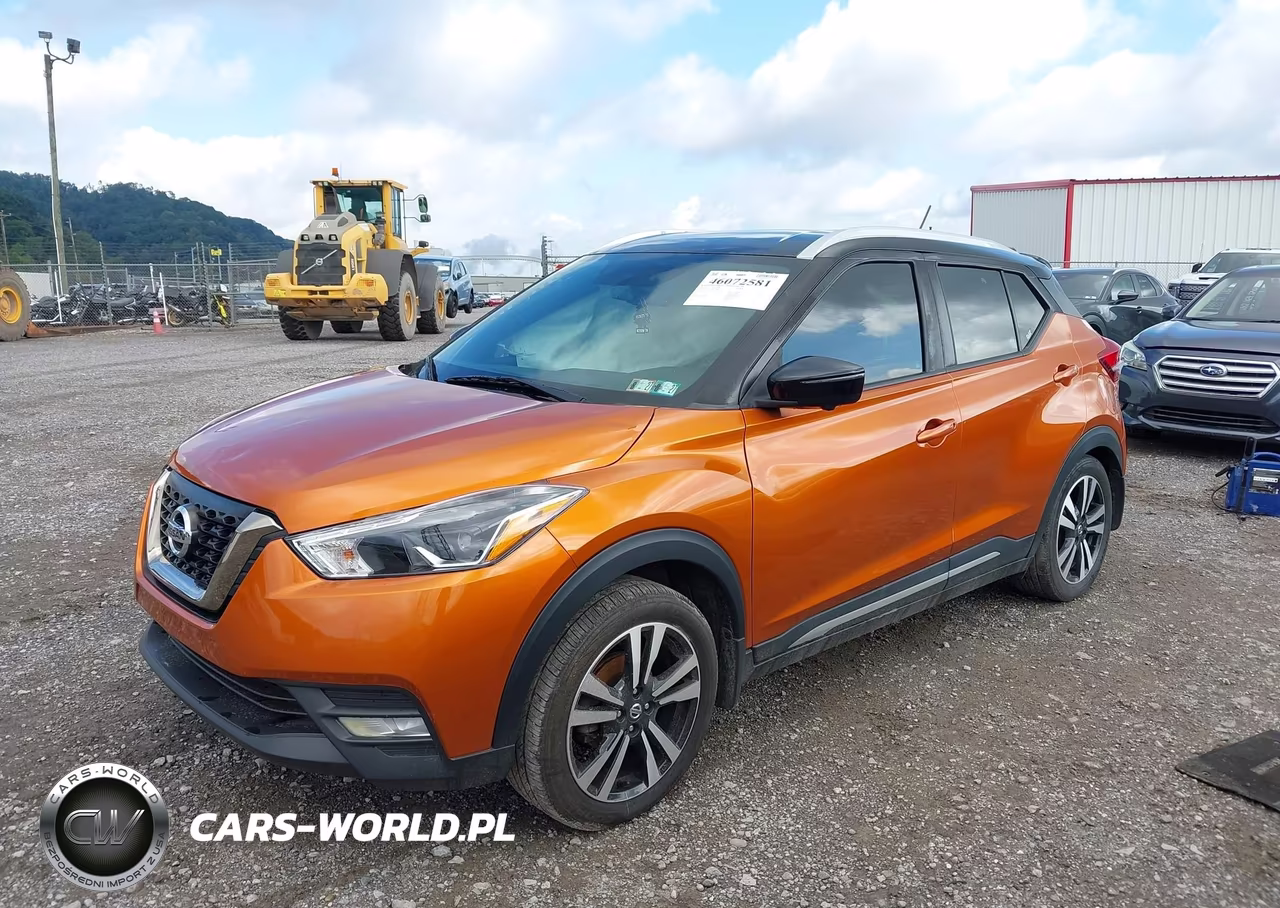 2019 Nissan Kicks Sr VIN:3N1CP5CU6KL565544 - 2