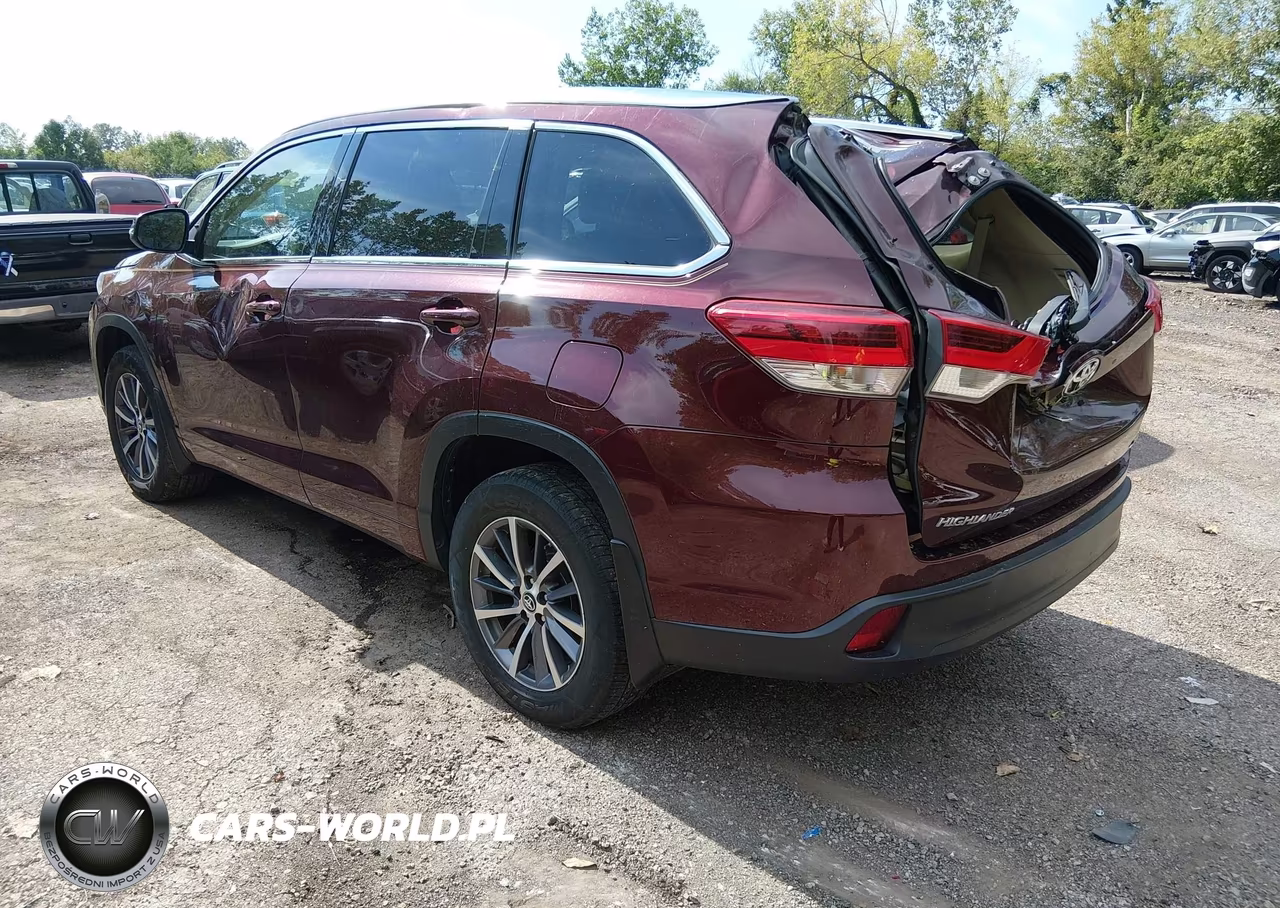 2017 Toyota Highlander Xle VIN:5TDJZRFH5HS462266 - 3