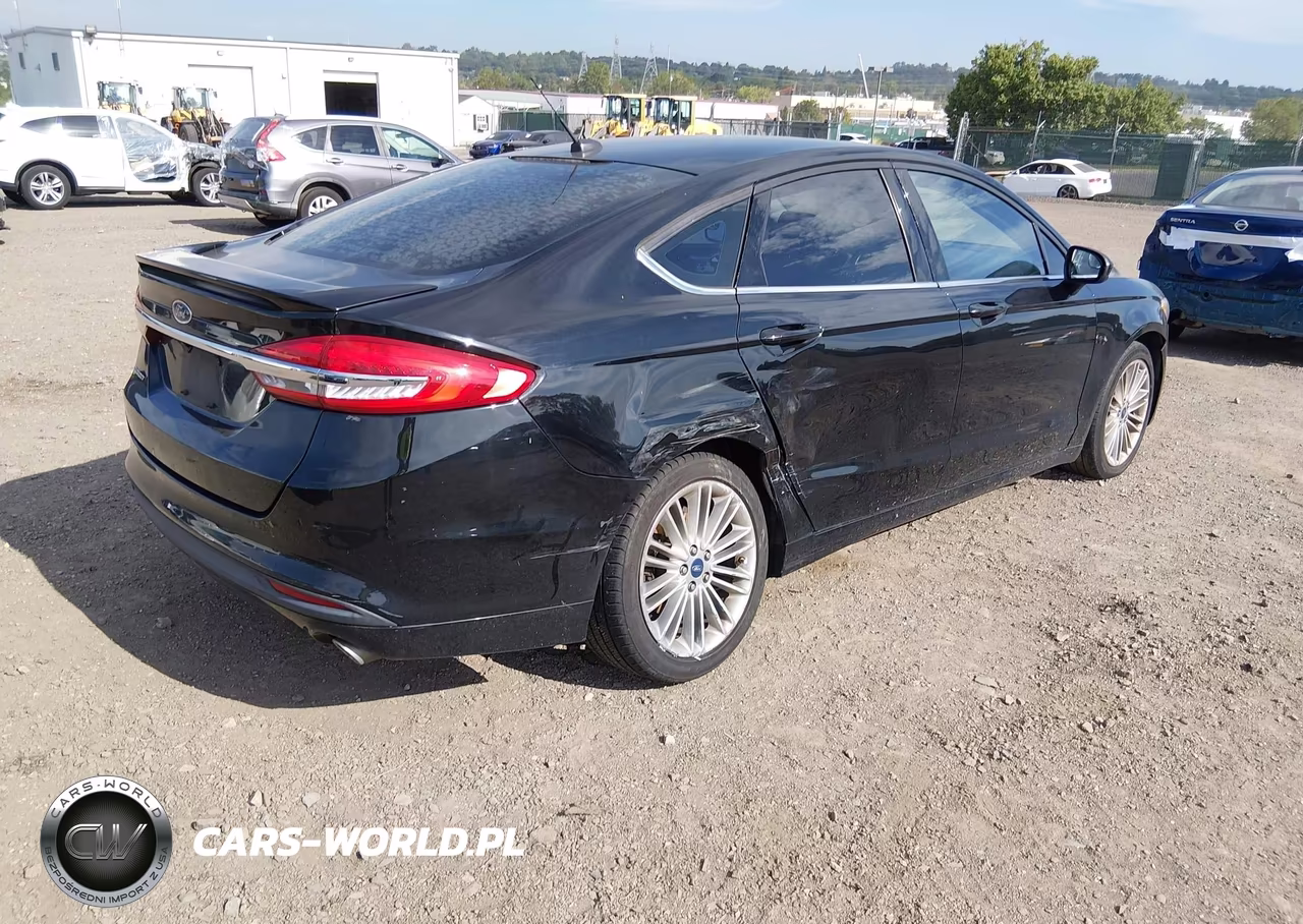 2017 Ford Fusion Se VIN:3FA6P0H78HR343499 - 4