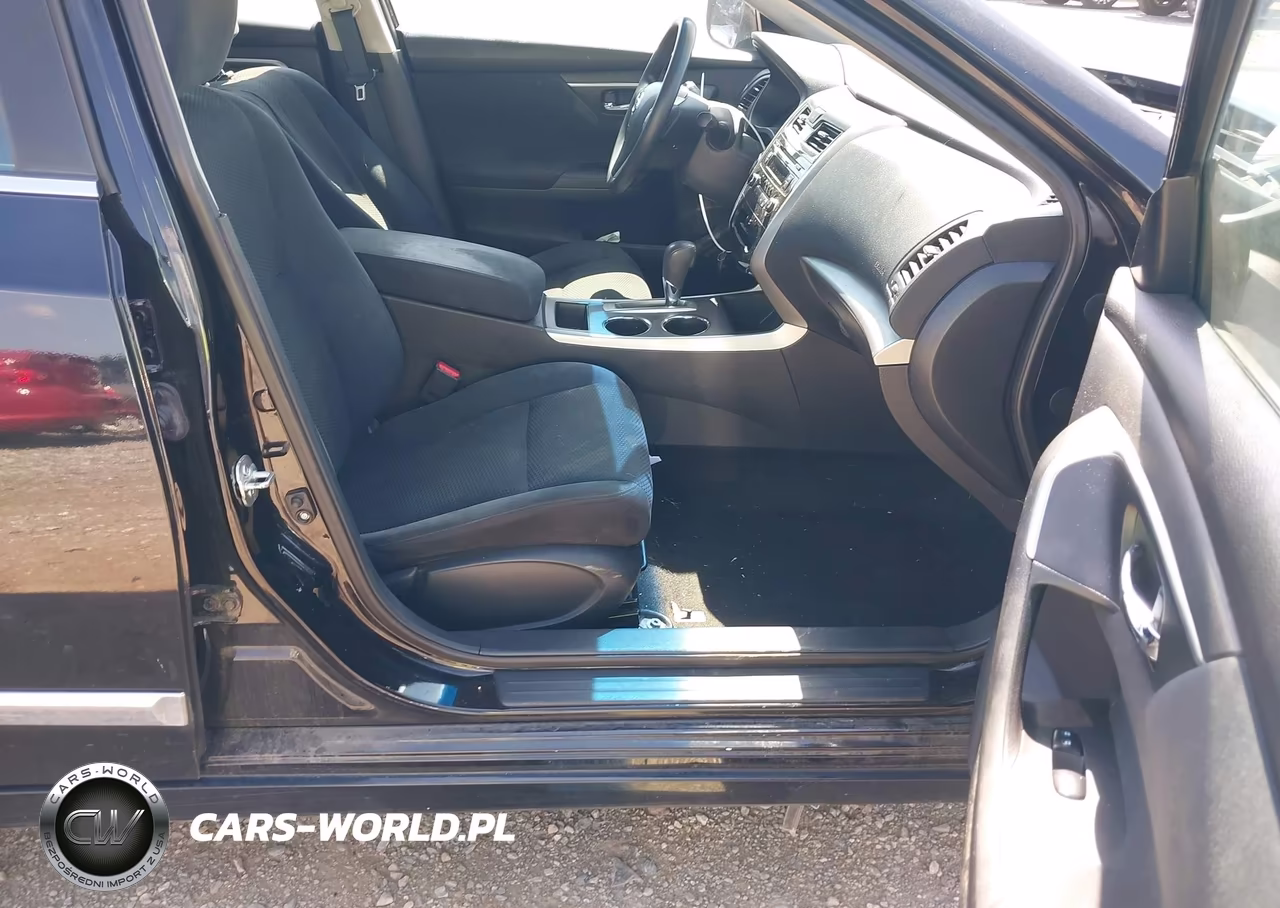 2015 Nissan Altima 2.5 VIN:1N4AL3AP5FC189038 - 5