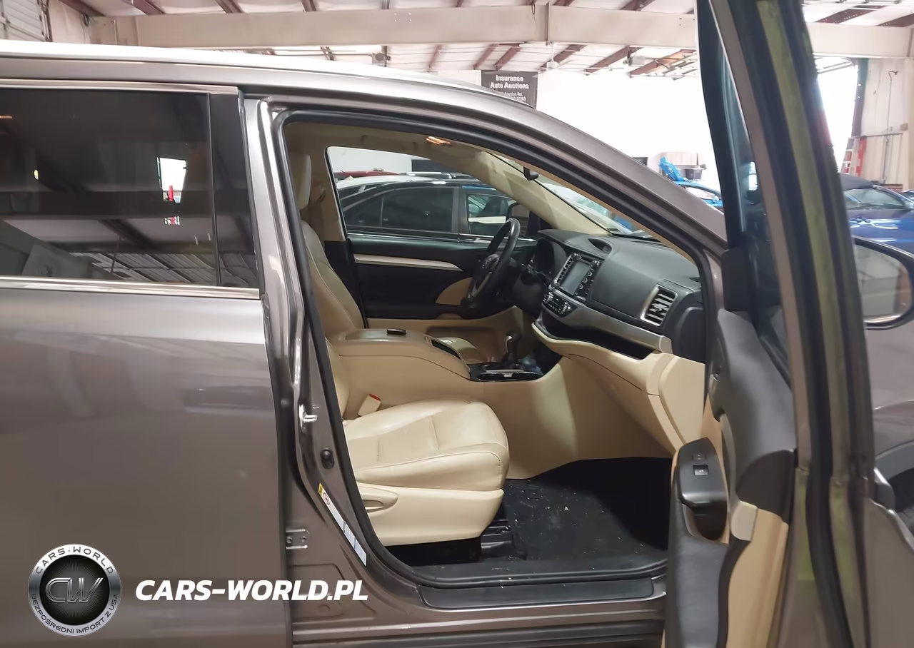2016 Toyota Highlander Xle V6 VIN:5TDJKRFHXGS302385 - 5