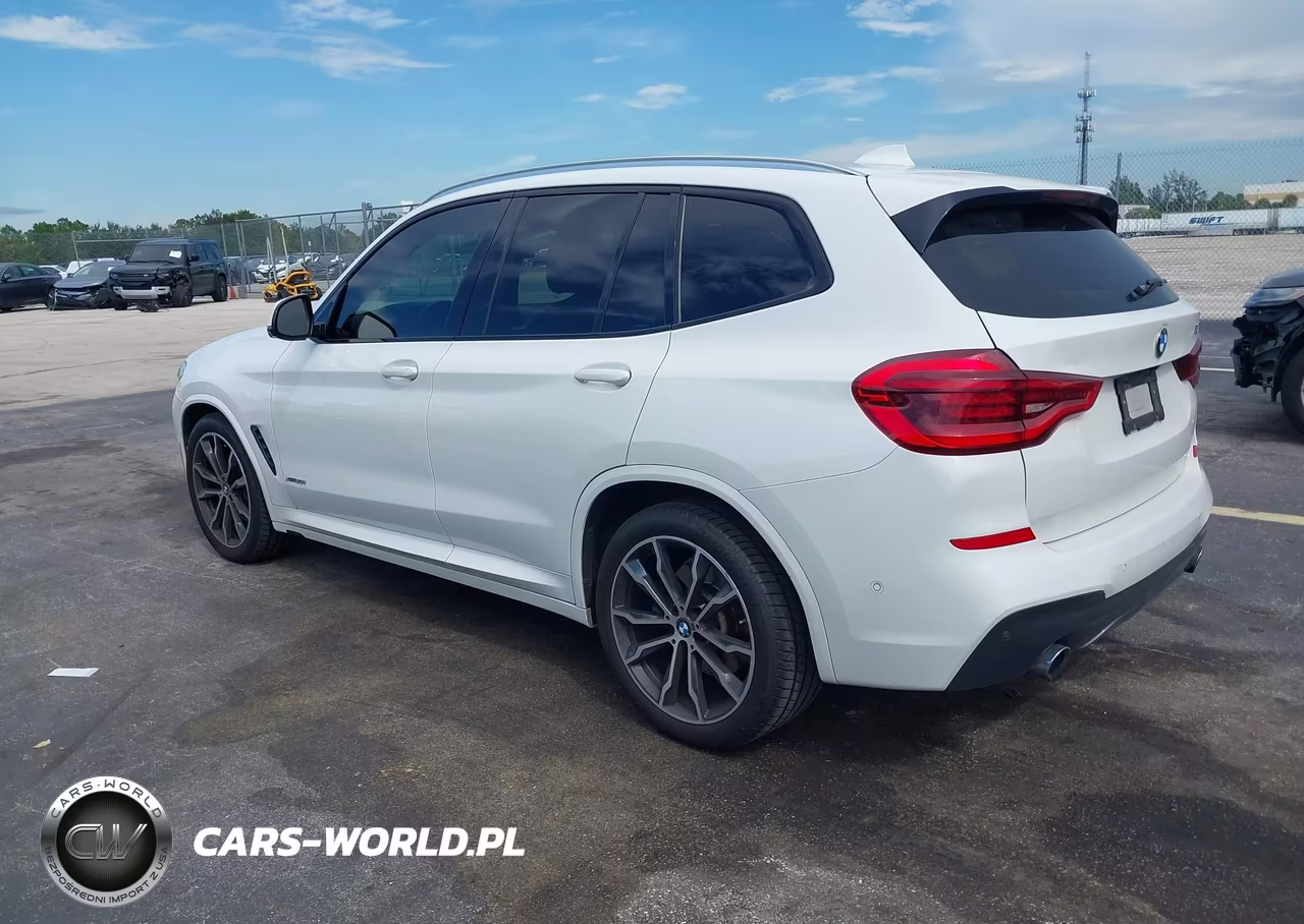 2018 BMW X3 xDrive30I VIN:5UXTR9C50JLC78588 - 3