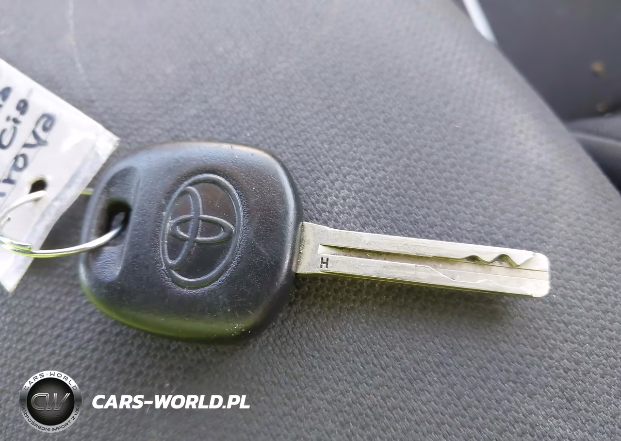 2020 Toyota Corolla Le VIN:JTDEPRAE6LJ026620 - 11