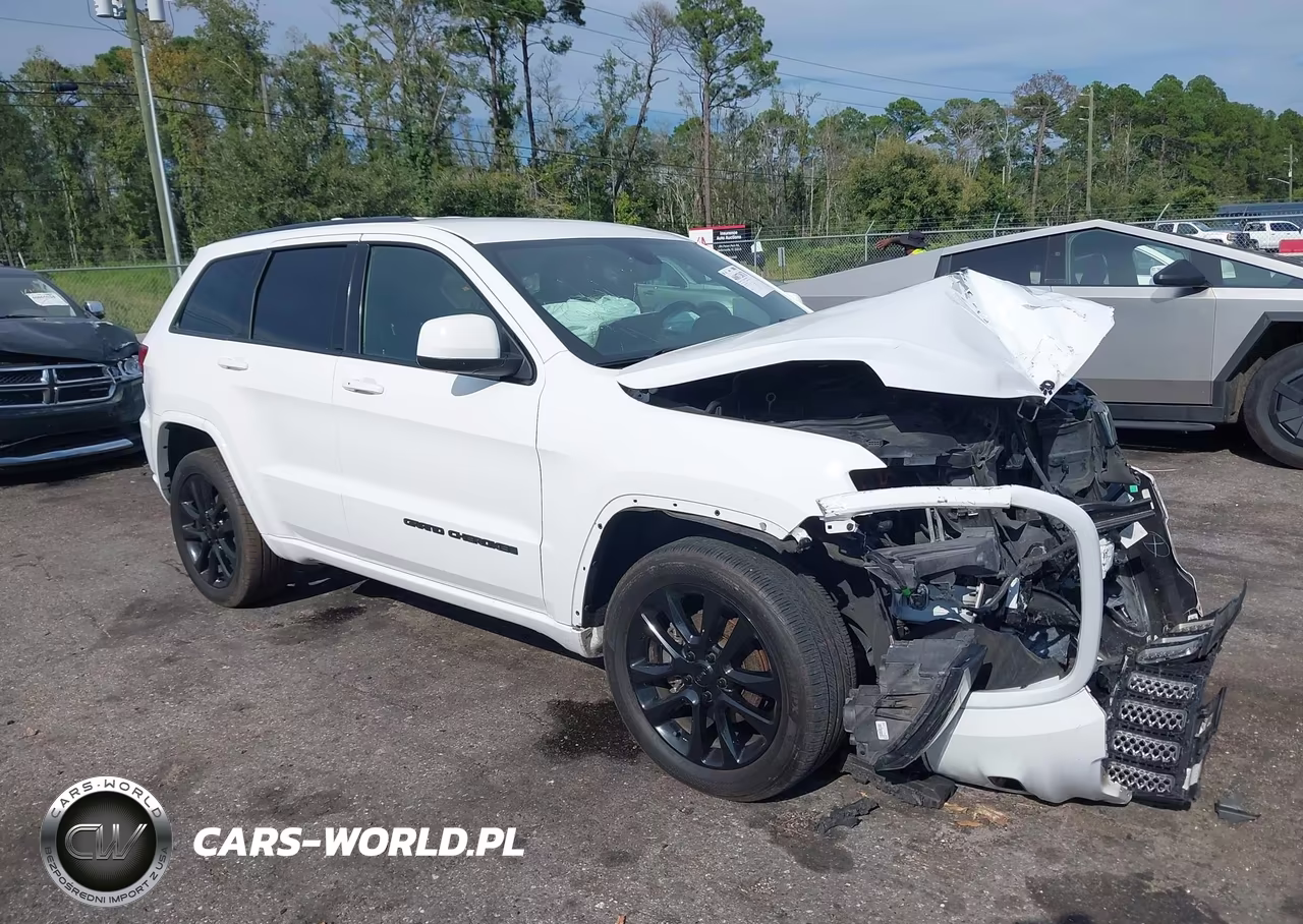 2020 Jeep Grand Cherokee Altitude 4X2 – zdjęcie 1 z 15