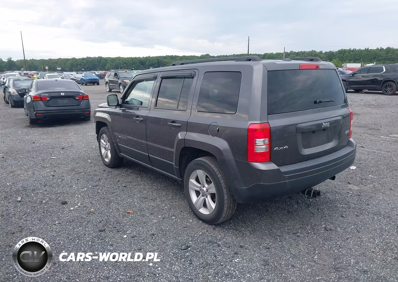 2016 Jeep Patriot Latitude VIN:1C4NJRFB9GD506865 - 3